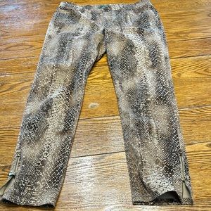 Lauren Ralph Lauren snakeskin pattern jeans.  Size 6P. Lightweight. Zip close.